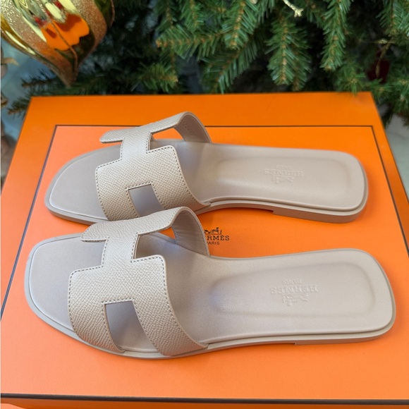 Hermes Oran Beige Perlino Epsom Leather Blush Sandals Flats all sizes - Picture 9 of 14
